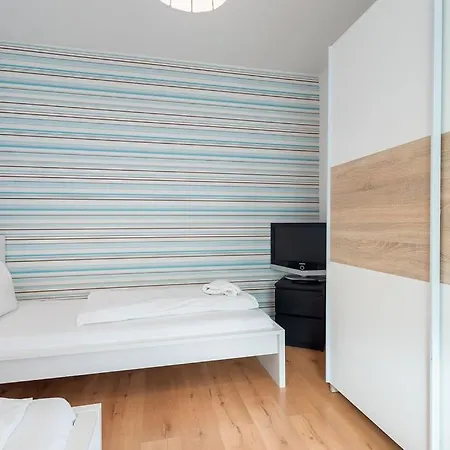 Ah-laguna Apartman